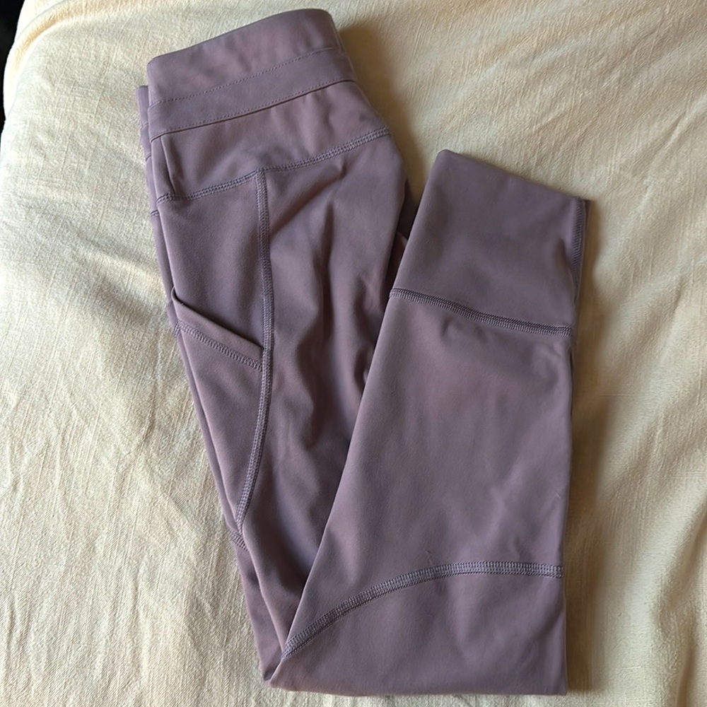 Women’s size small lavender leggings activewear